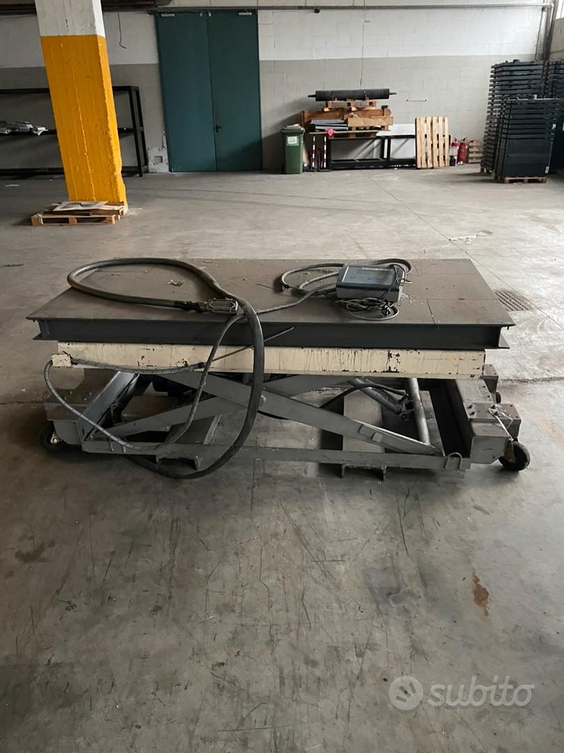 Pesa industriale 2000 kg su piattaforma