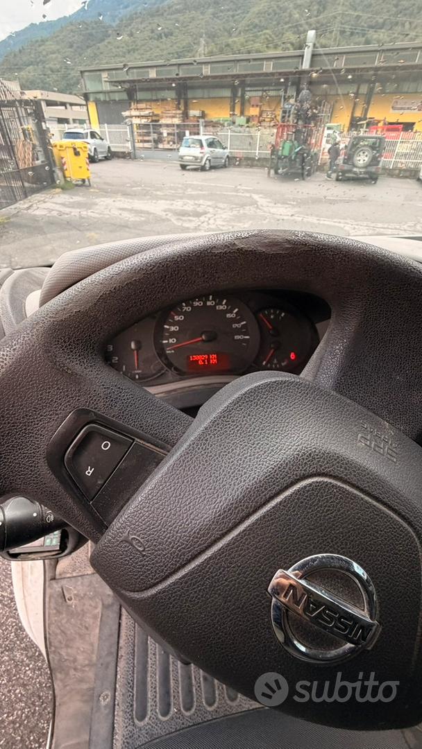 Nissan NV400 furgonato