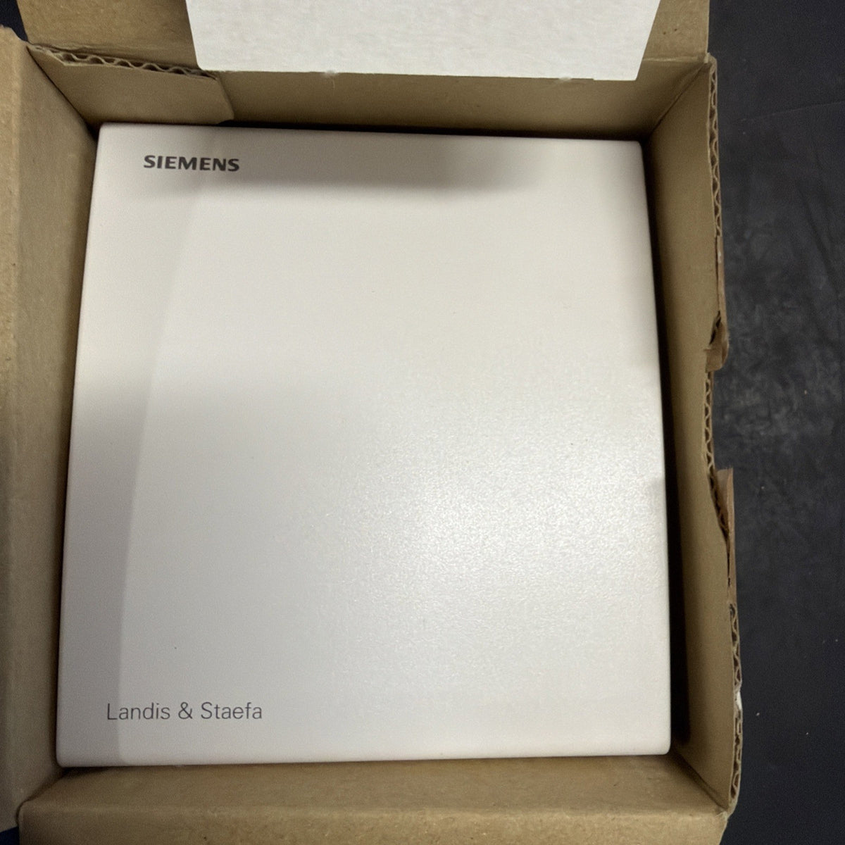 Siemens QFA65.1 Sensore Ambiente Umidità e Temperatura0