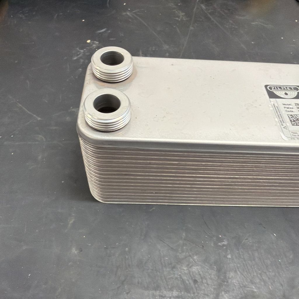 Zilmet 17B3153004 ZB315 Scambiatore Sanitario a Piastre 30 Piastre2