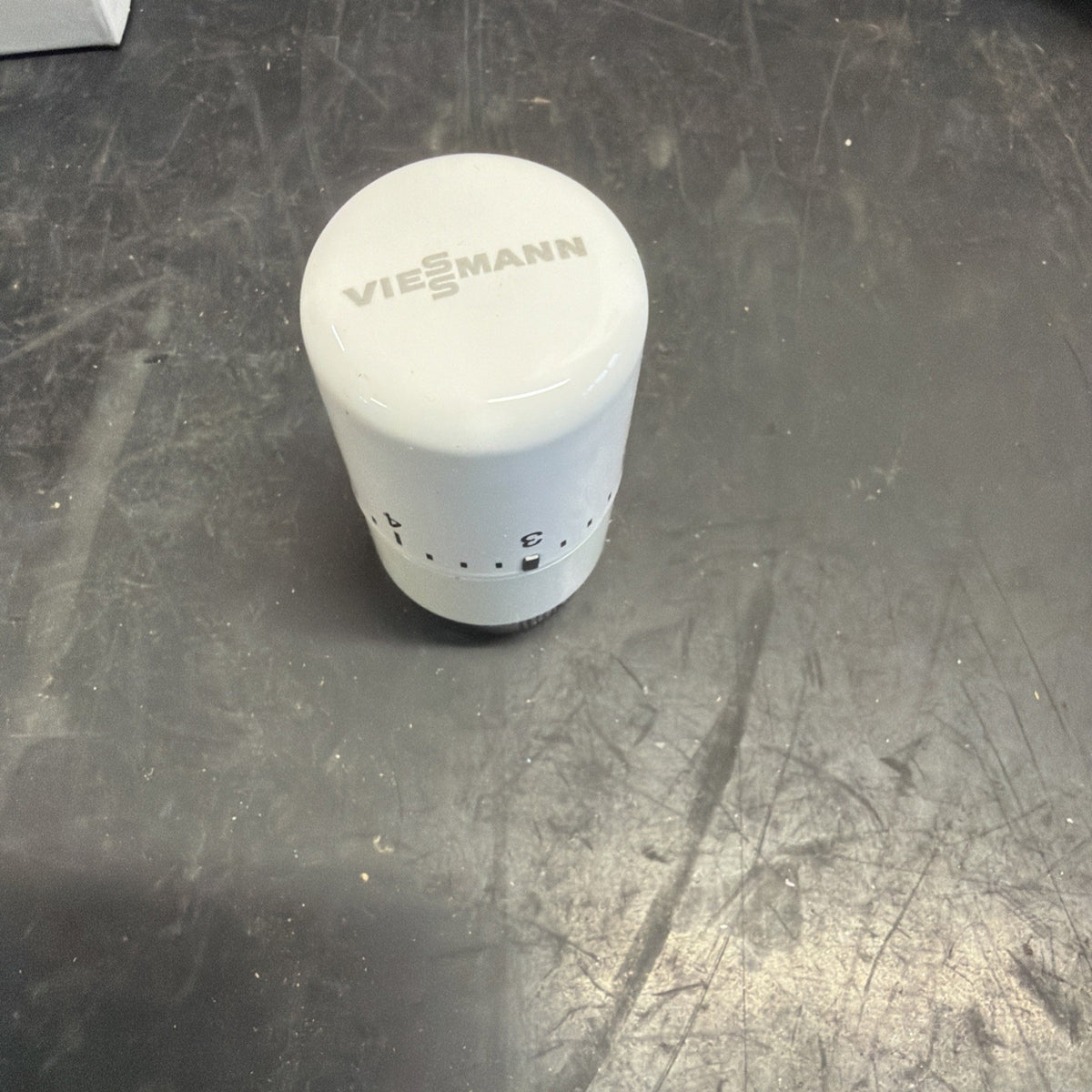 Testa Termostatica a Liquido per Valvole Radiatore 30x1,51