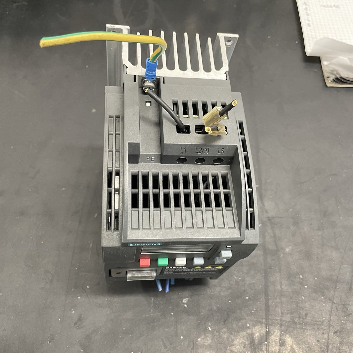 Siemens SINAMICS V20 6SL3210-5BE17-5CV0 Inverter 0,75 kW 400V2