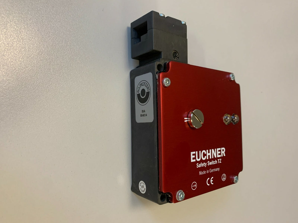 Euchner TZ1LE110PG-R Interruttore di Sicurezza Bloccaggio Riparo Finecorsa1
