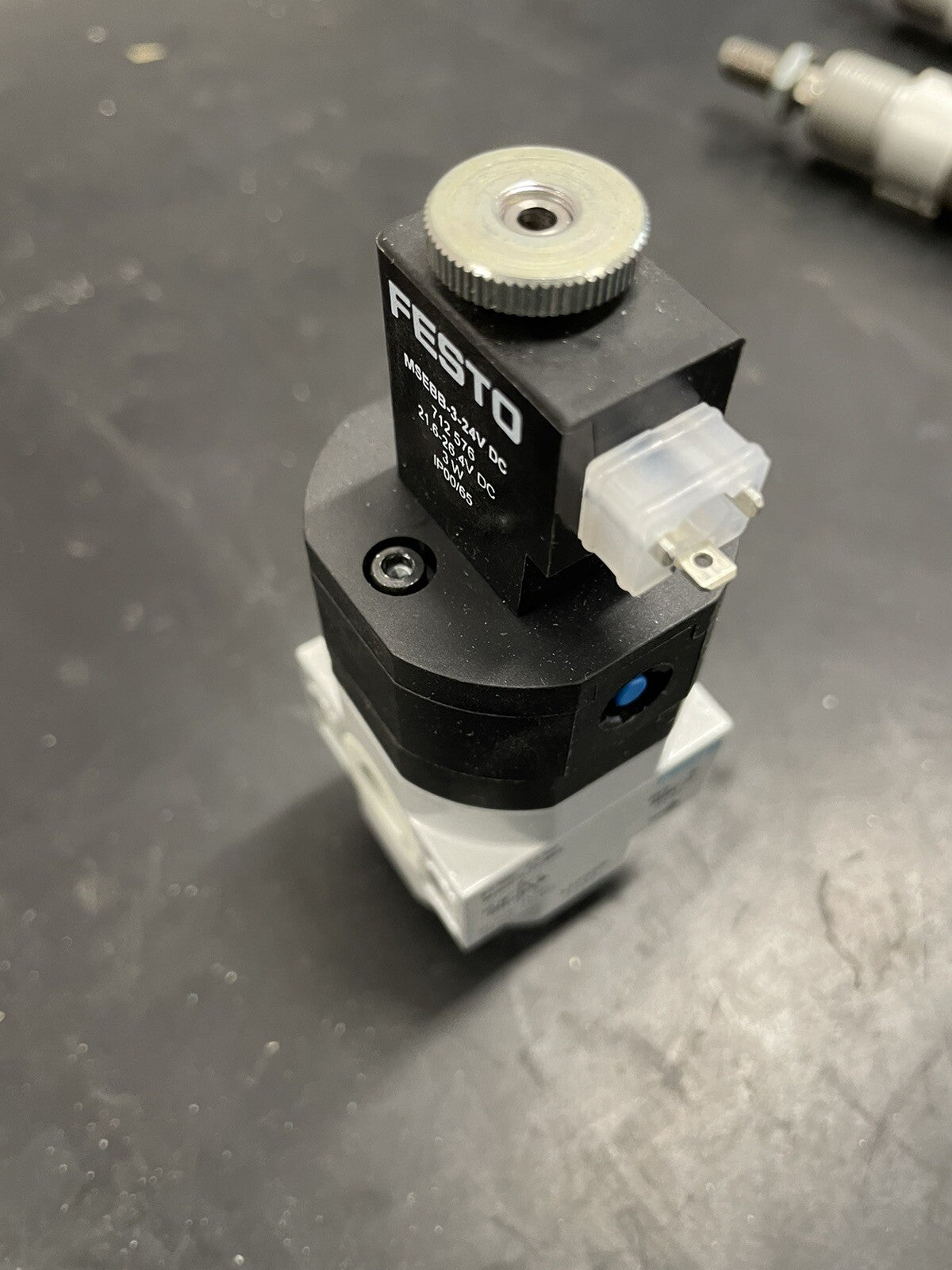 Festo HEE-D-MINI-24 172956 Valvola di Inserimento Elettrica 24V1