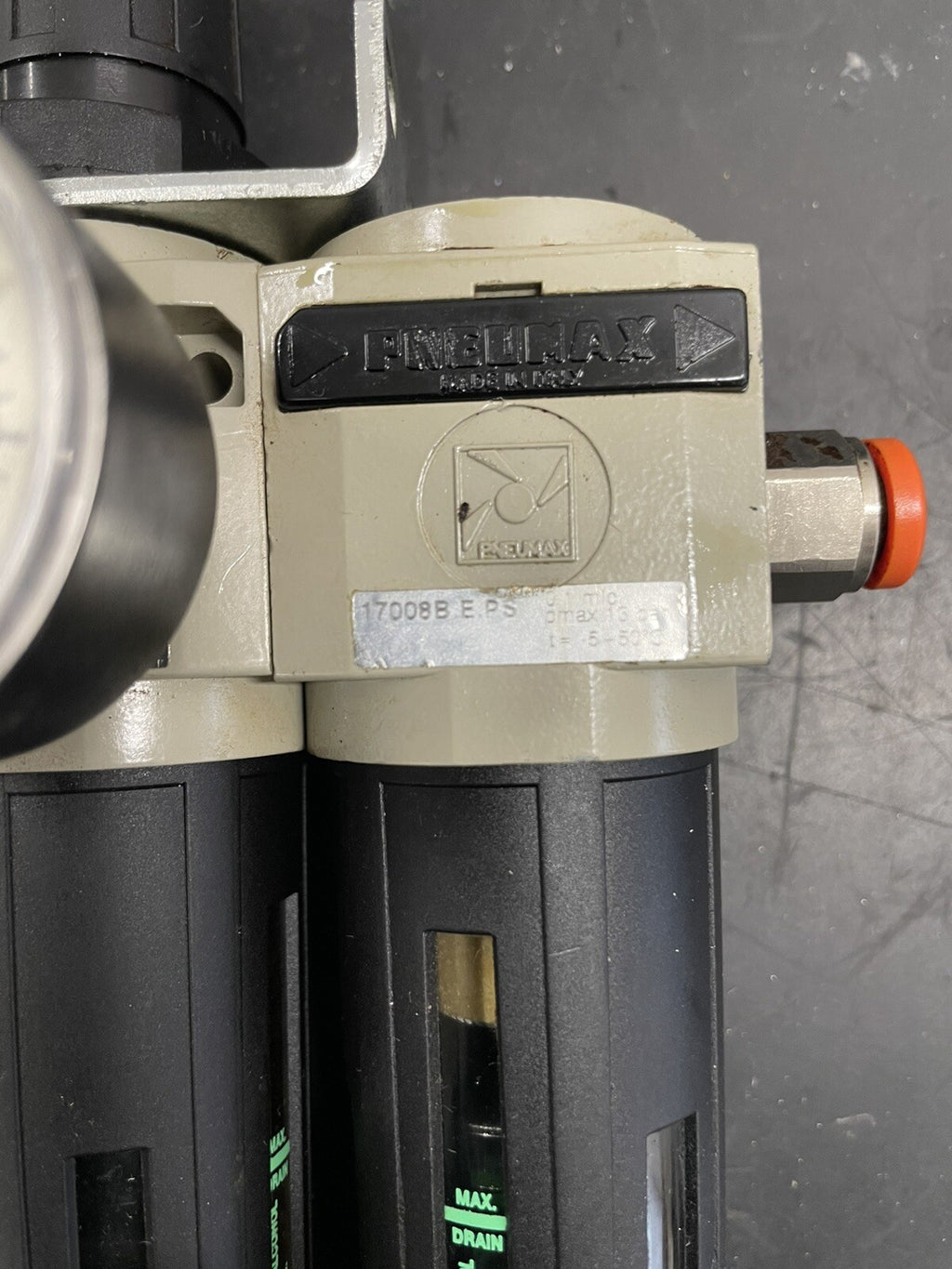 Pneumax 17008 Filtro Regolatore Aria Compressa Nuovo1