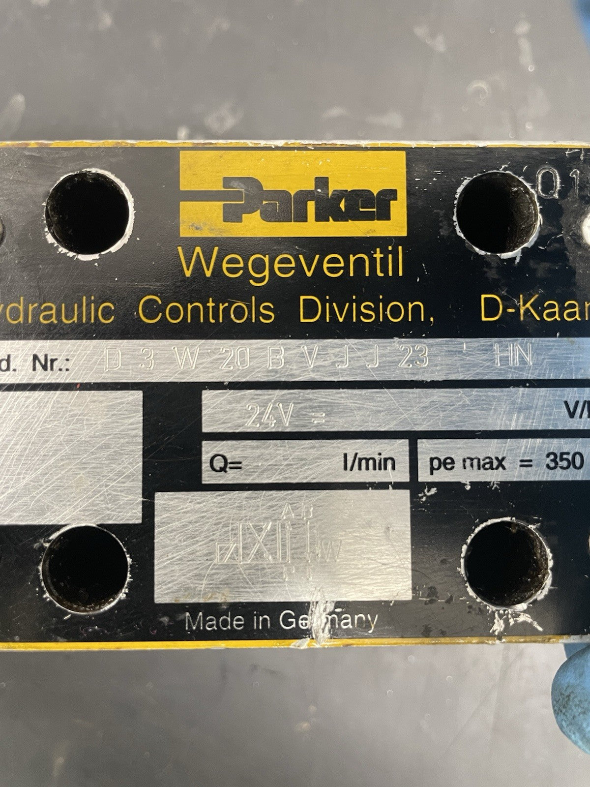 Parker D3W20BVJJ23 Elettrovalvola Direzionale Oleodinamica1