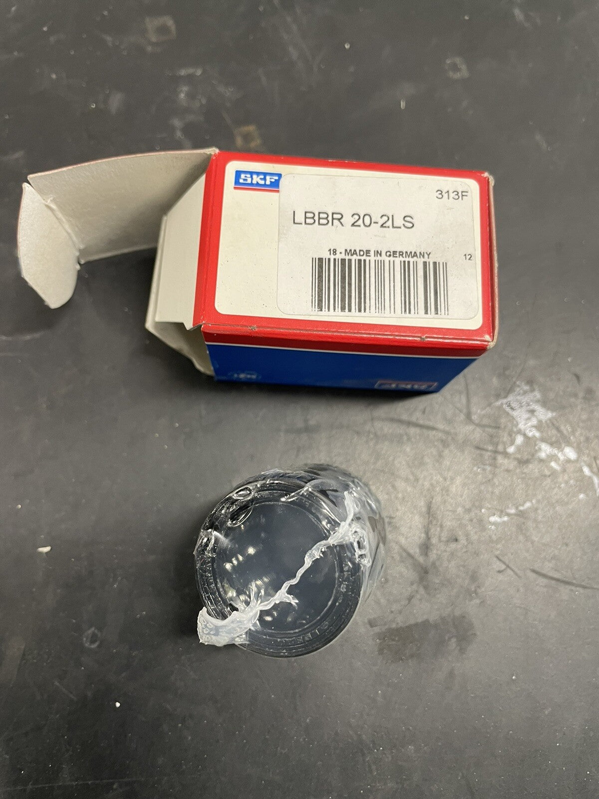 SKF LBBR 20-2LS Cuscinetto Lineare a Sfere 20x28x30 mm1