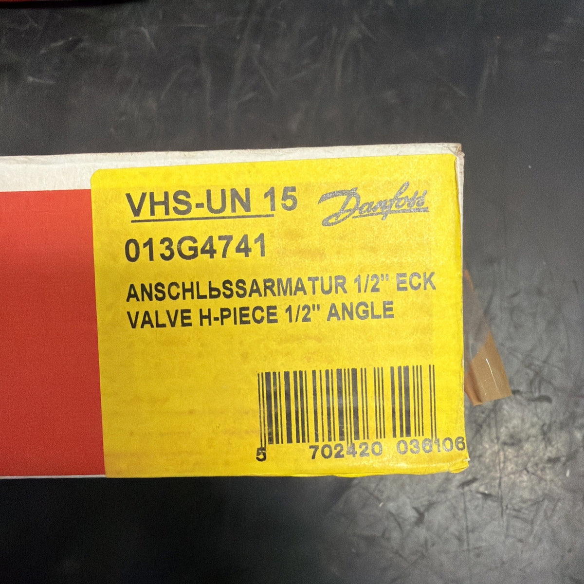 Danfoss VHS-UN 1/2" 013G4741 Detentore Raccordo ad Angolo1
