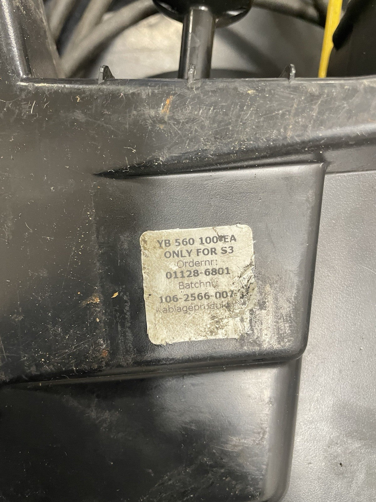 ABB S3 YB560-100-GS Pulsantiera di Programmazione Robot ABB2