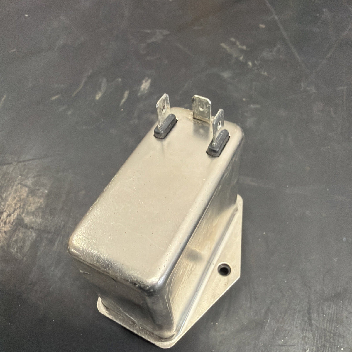 Actronic AR13.6A Filtro EMI con Presa IEC Interruttore Fusibile 6A1
