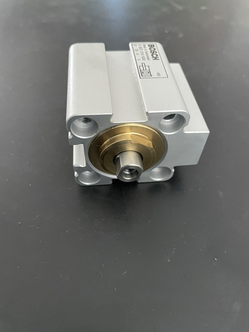 Bosch Rexroth 0822010630 Cilindro Pneumatico 0 822 010 6301