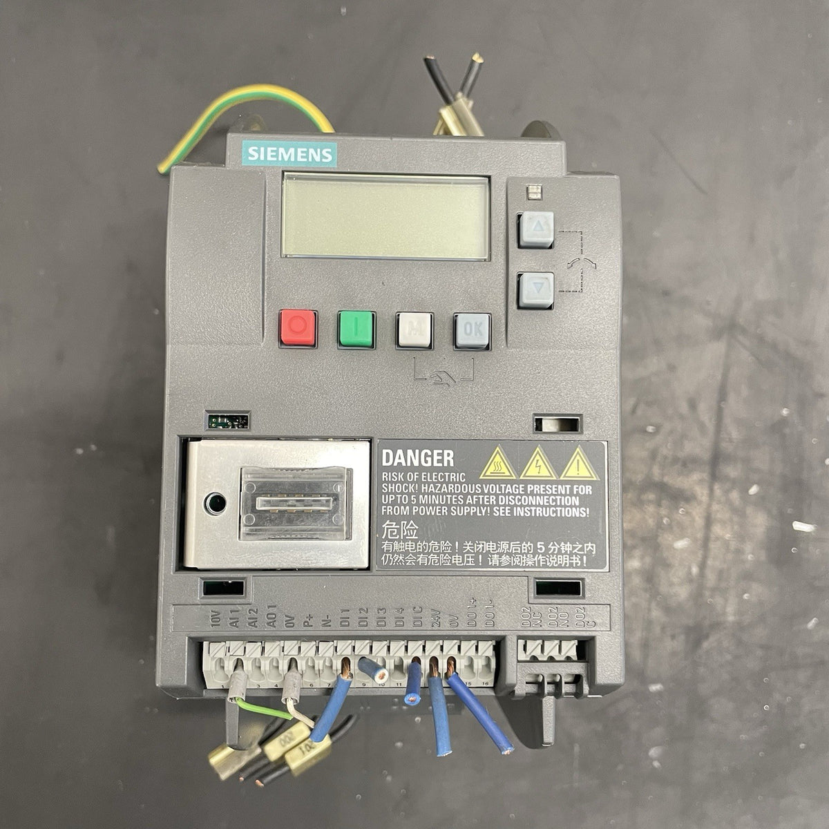 Siemens SINAMICS V20 6SL3210-5BE17-5CV0 Inverter 0,75 kW 400V0