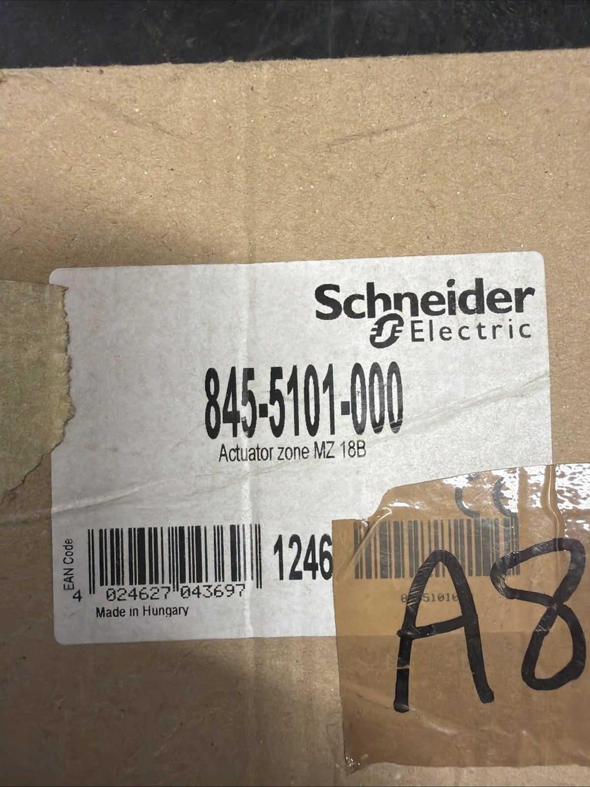 Schneider MZ18B 845-5101-000 Attuatore Valvola 24VAC 6,5 mm1