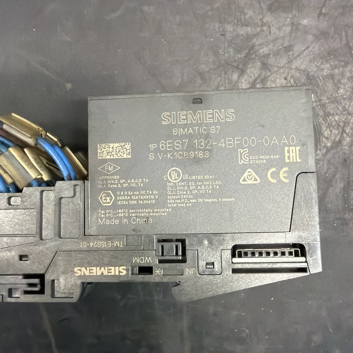 Siemens 6ES7132-4BF00-0AA0 ET200S Modulo 8 Uscite Digitali Lotto 3 Pz1