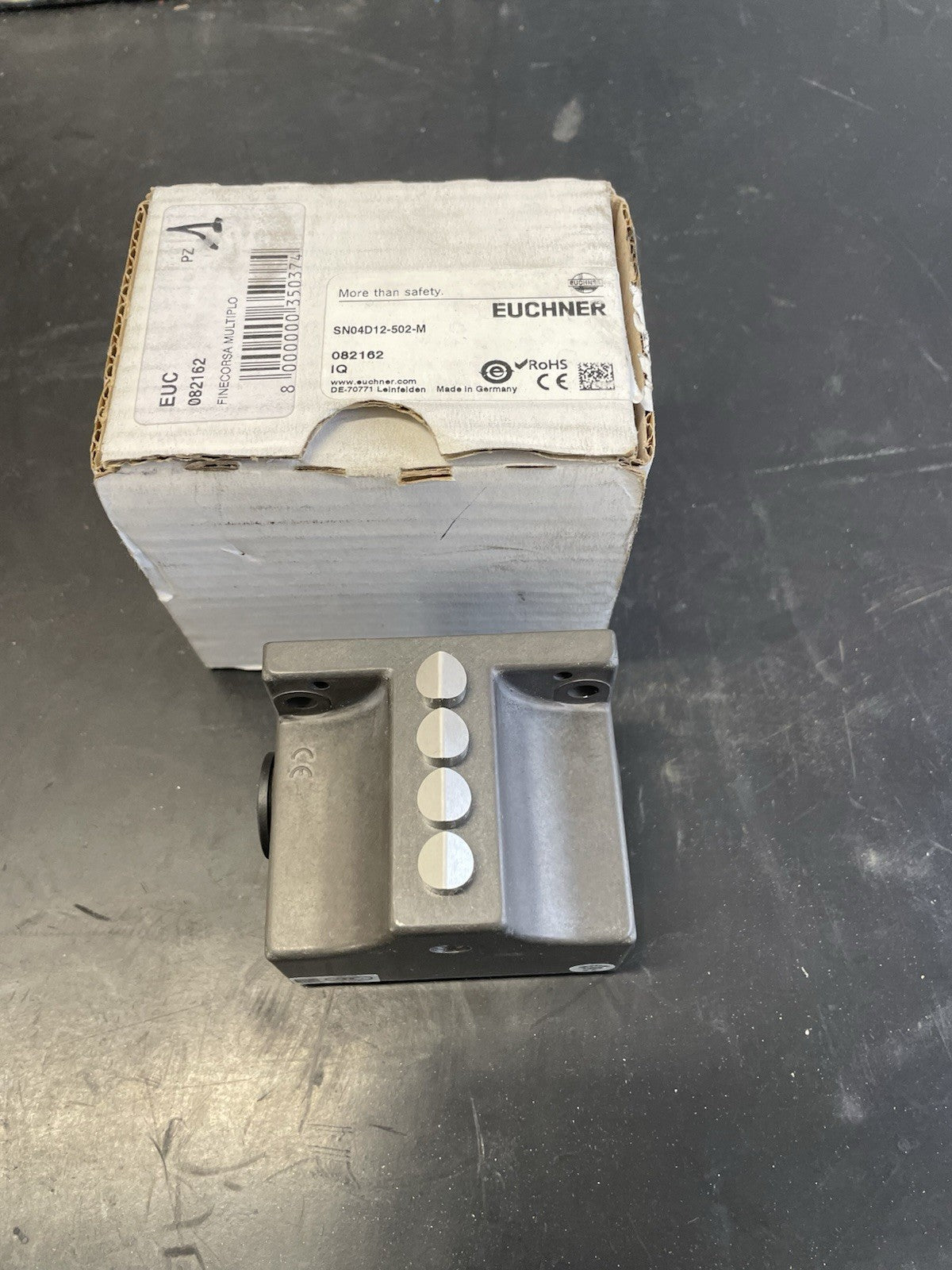 Euchner SN04D12-502-M Finecorsa Multiplo Interruttore di Posizione0