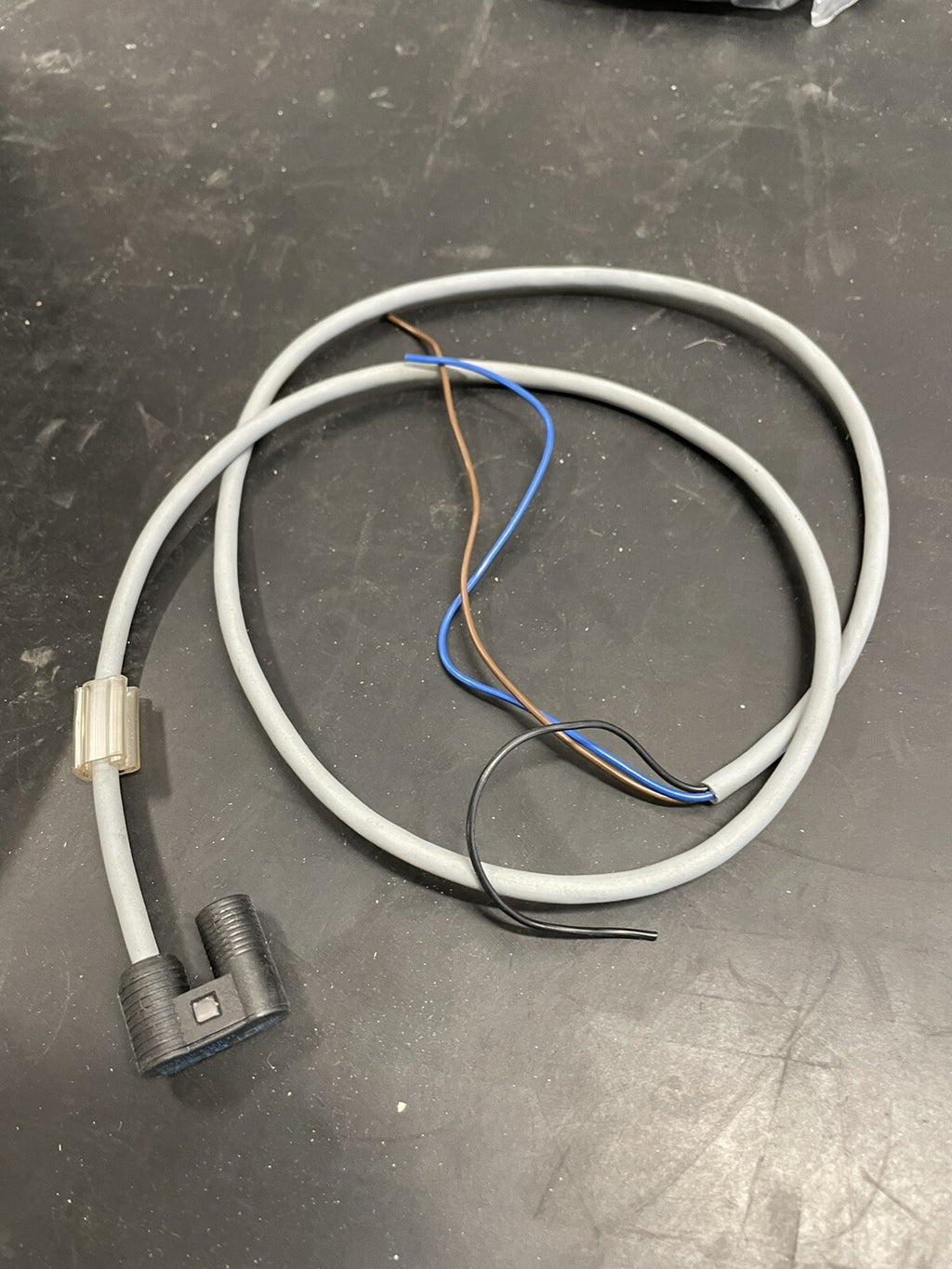 Festo SMEO-4U-K-LED-24 Sensore di Prossimità per Cilindro0