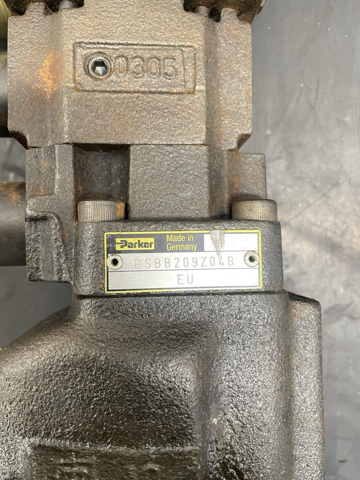 Parker RE06M17W2V1XW20 Valvola Proporzionale con Accessori4