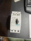 Siemens 3RV1031-4HA10 Interruttore Salvamotore 3RV 1031-4HA100