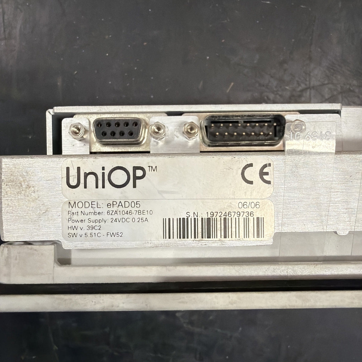 UniOP ePAD05-0046 6ZA1046-7BE10 Pannello Operatore HMI 24VDC1