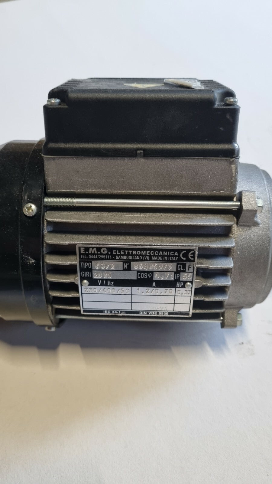EMG Motore Elettrico Asincrono Trifase 0,33 HP 2830 giri 63/2 Poli 22