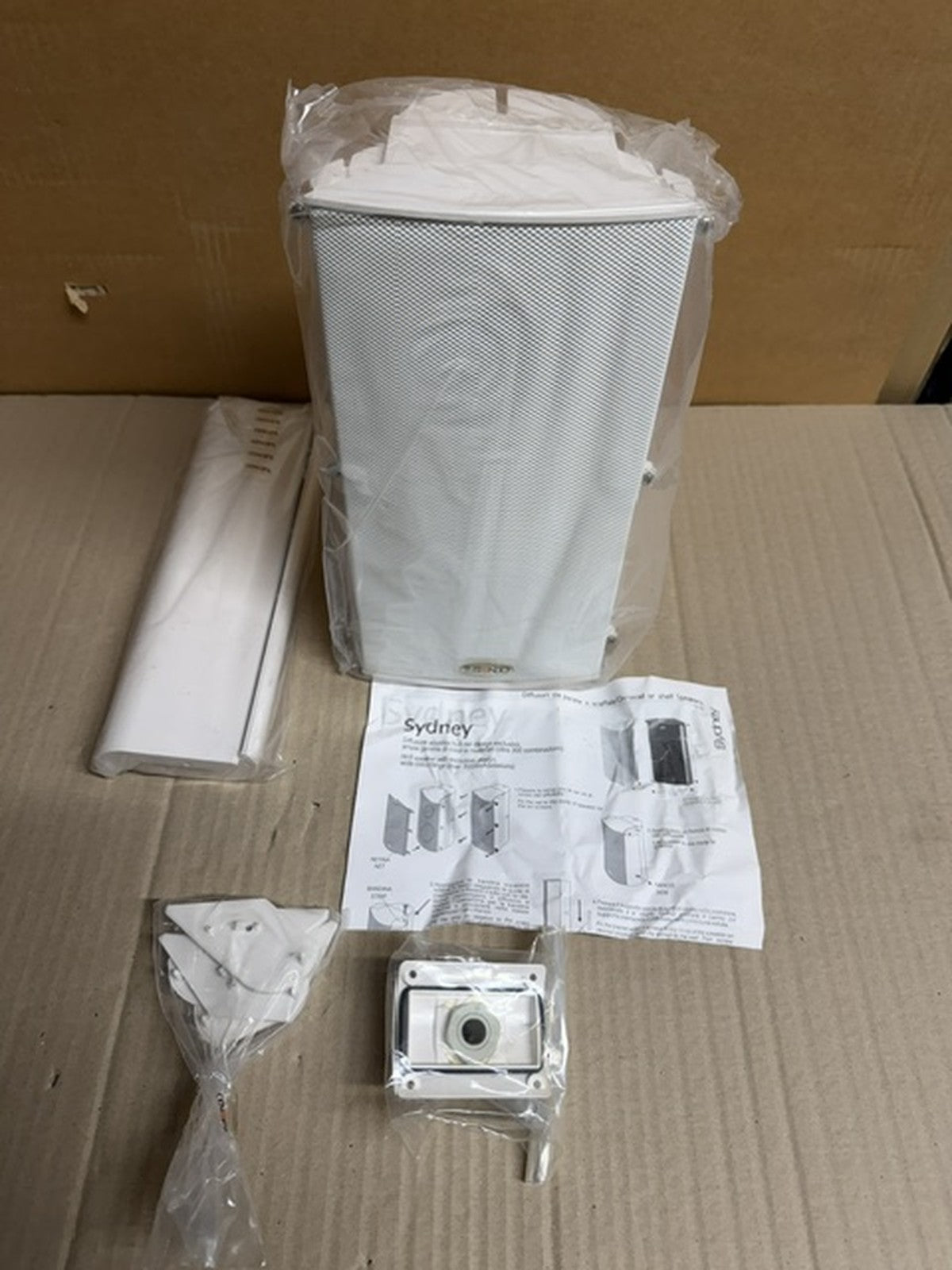 Tutondo Sydney S508EXB diffusore attivo 2 vie 8W 24Vdc da esterno bianco0