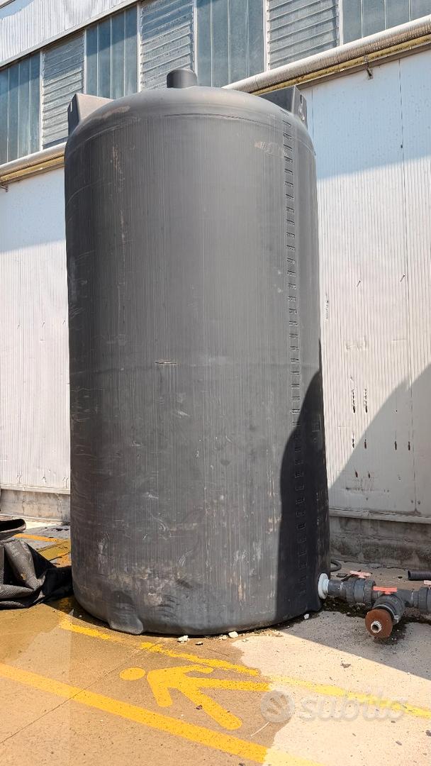 Serbatoio acqua 10000 litri polietilene