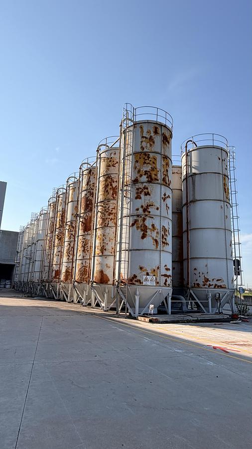Batteria di silos 100 mc per inerti