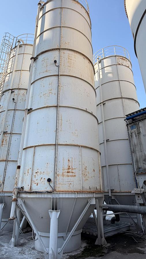 Batteria di silos 100 mc per inerti